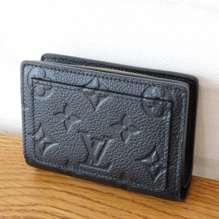 未使用級 ルイヴィトン エピ ジッピーウォレット ノワール ゴールド  