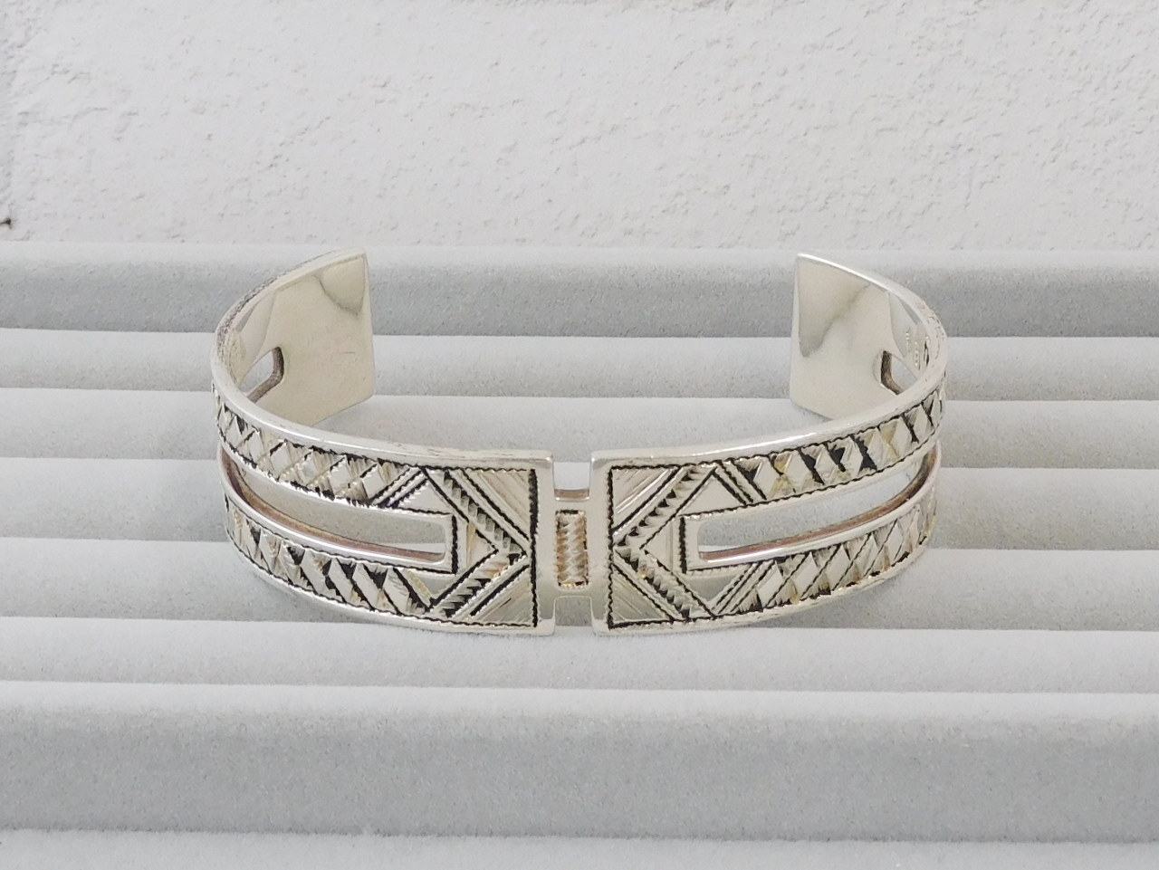 HERMES エルメス トゥアレグ バングル（HERMES エルメス トゥアレグ 