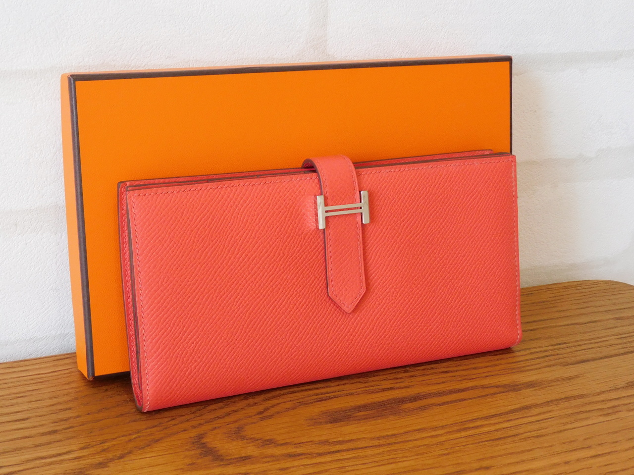 1円美品☆エルメス☆ベアンスフレ　エプソン　オレンジ　2つ折り財布　SV金具　□Q刻印【HERMES】 エルメス ベアン スフレ オレンジ ヴォーエプソン ユニセックス 財布