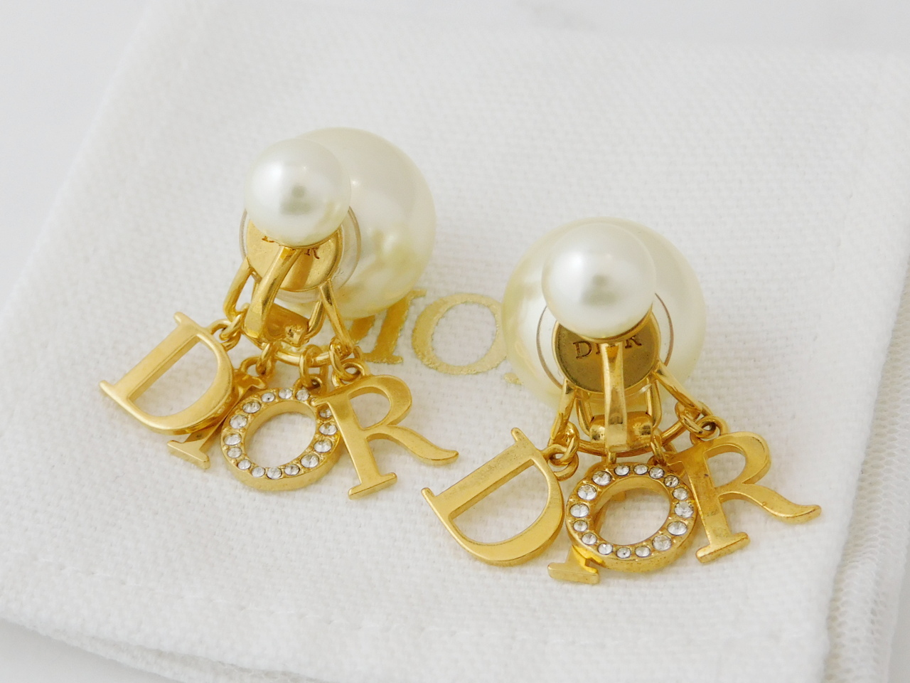 ディオール トライバル クリップイヤリング｜郡山のまじめな買取専門店  