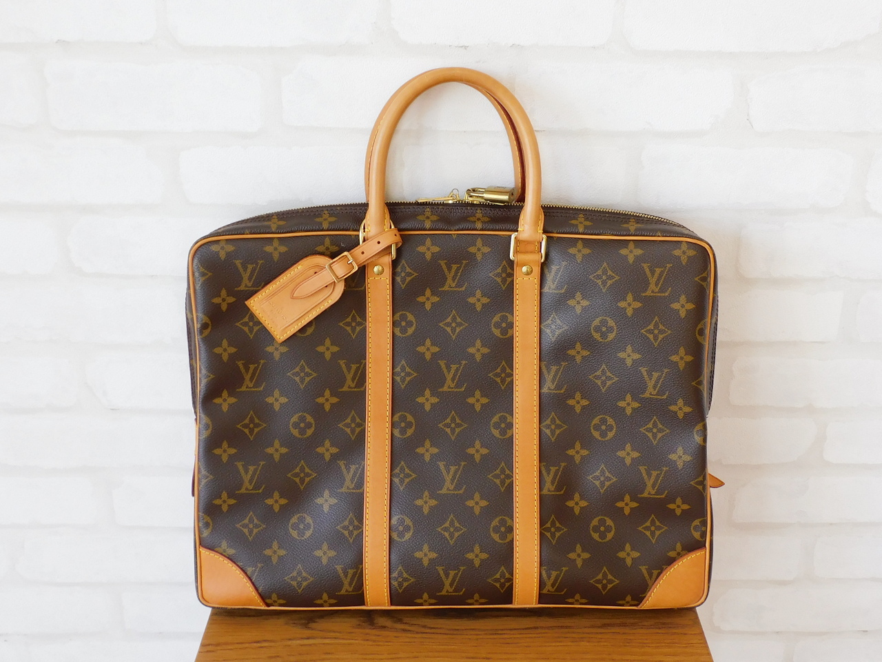 １円 ★美品★ LOUIS VUTTON ルイヴィトン バッグ カンヌ エピ カスティリアンレッド ハンドバッグ バニティ 化粧入れ M48037 1279727 2026年最新Yahoo!オークション VUITTON)の中古品 -「1円～」(LOUIS ハンドバッグ ヴァヴァン PM