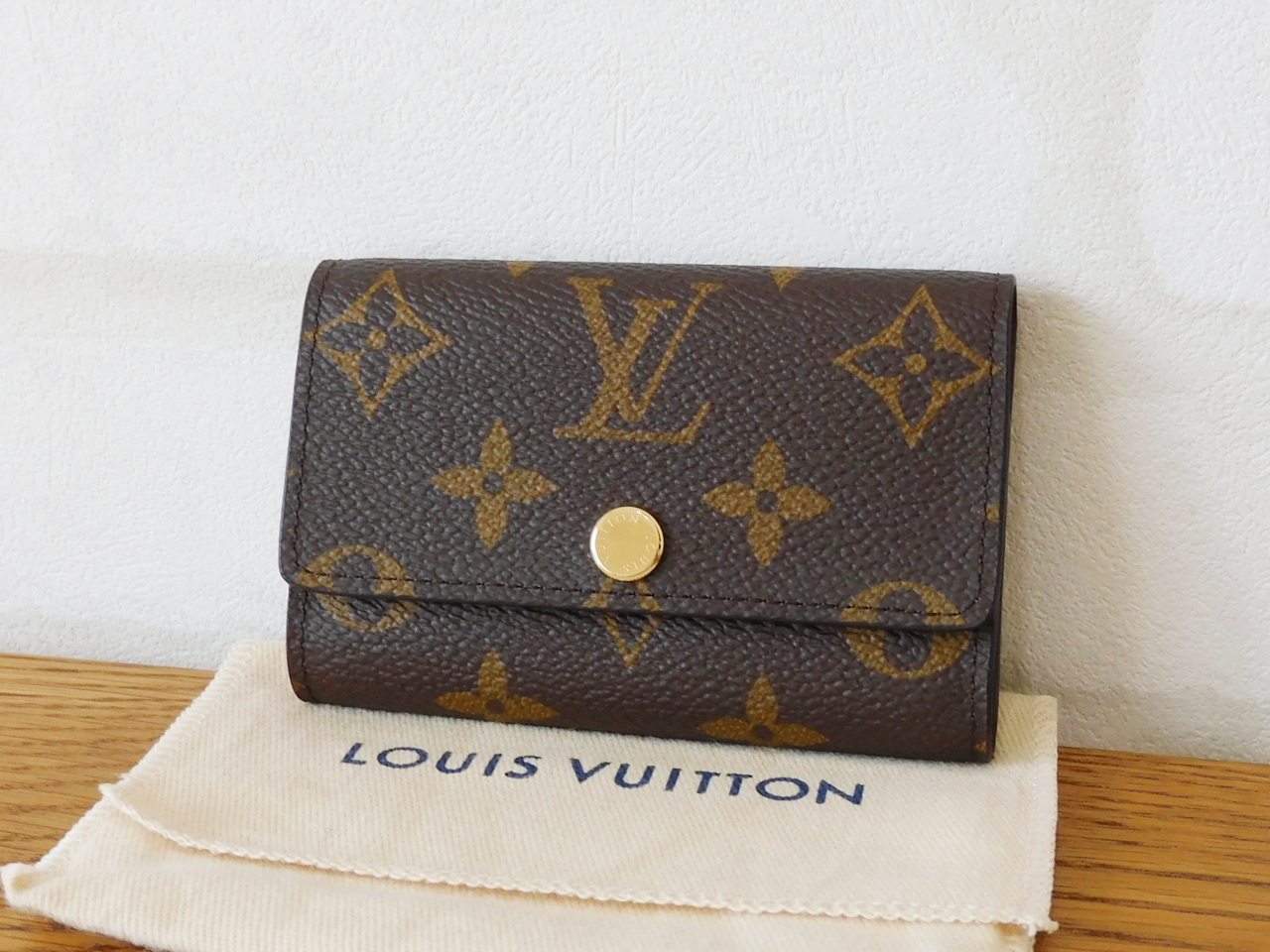 未使用 ルイヴィトン キーケース モノグラム ミュルティクレ6 M62630 6  