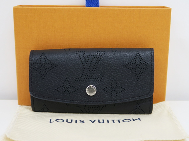 ルイ・ヴィトン マヒナ・ミュルティクレ4 M64054 4連キーケース ブラック/黒　ICタグモデル 中古
