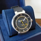 時計買取 ルイヴィトン タンブールムーン GMT Q8D30Z