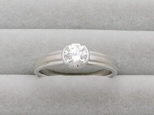 Pt900ダイヤモンドリング D1.006ct