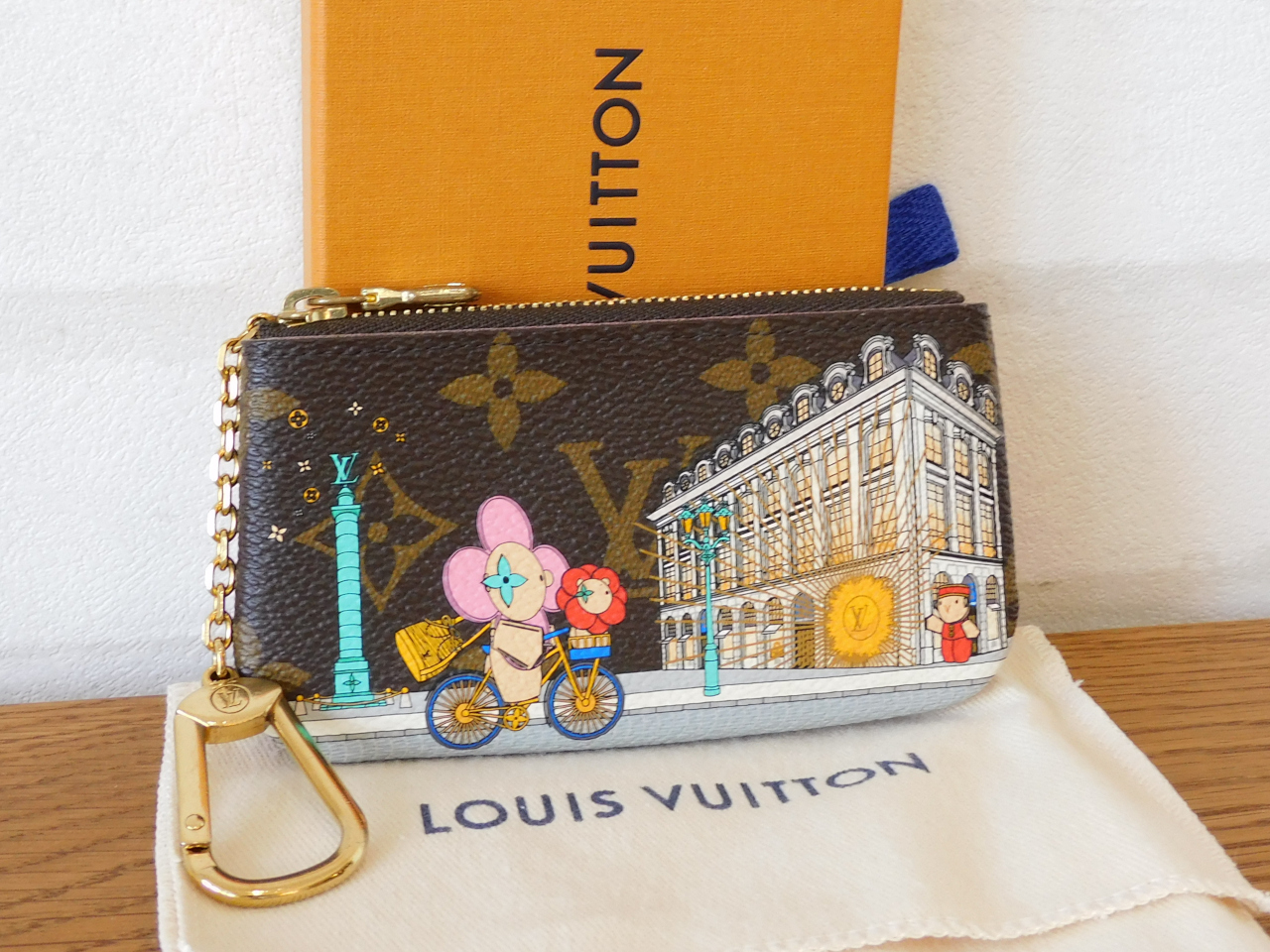 ポシェットクレ M81639