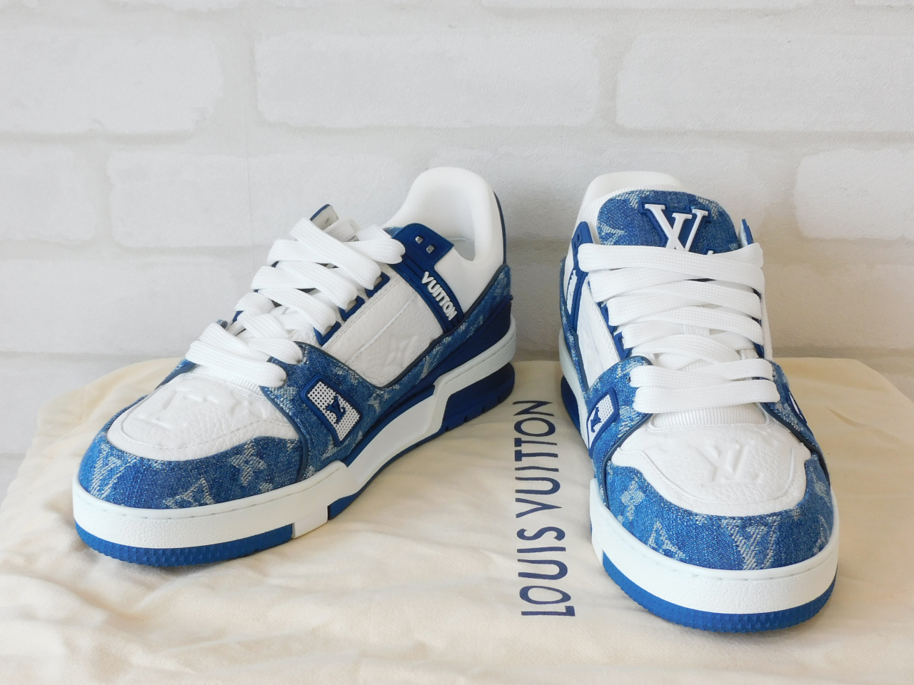 ルイヴィトン LV トレイナー スニーカー