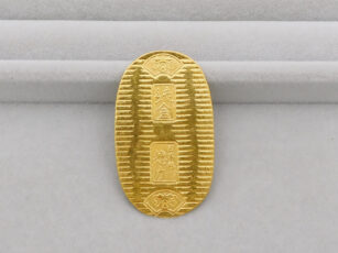 純金 小判型